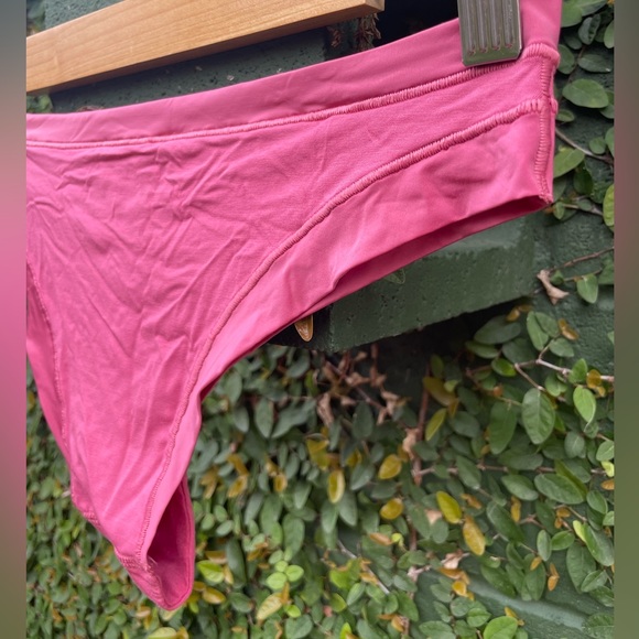 NWOT | Marks & Spencers | 3pk Flexifit™ Modal High Leg Panties | Size M - Picture 7 of 16